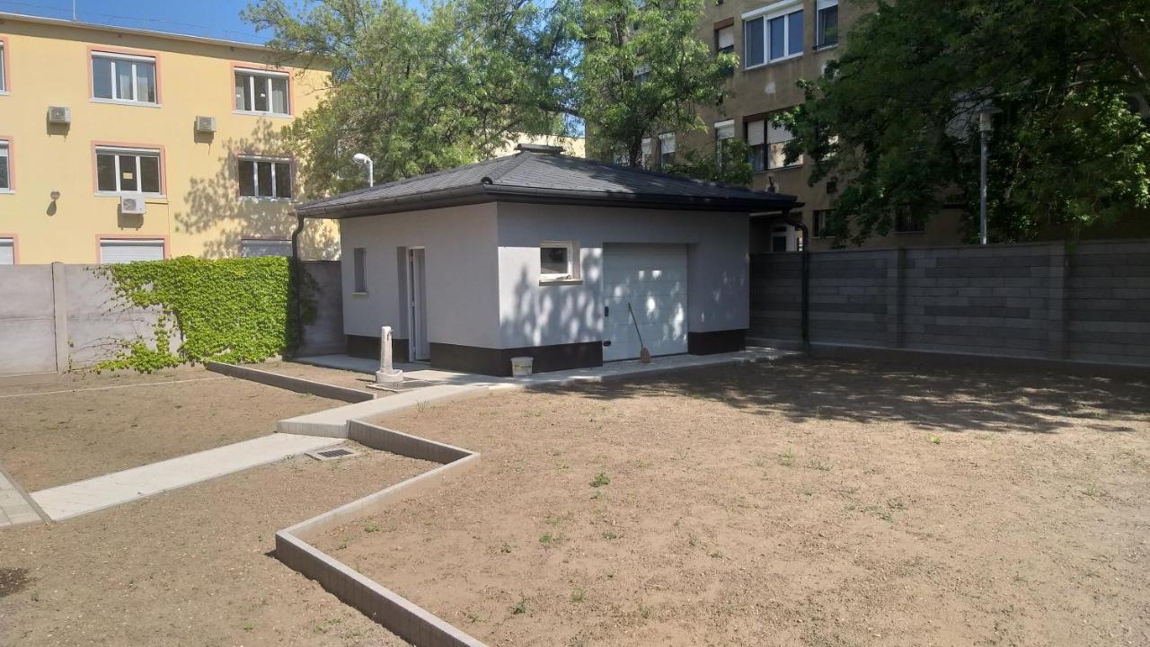 Karpatia Vendeghaz 1201 부다페스트 외부 사진